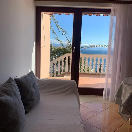 Ana * Opatija