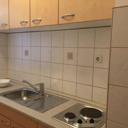 Ana Apartment *