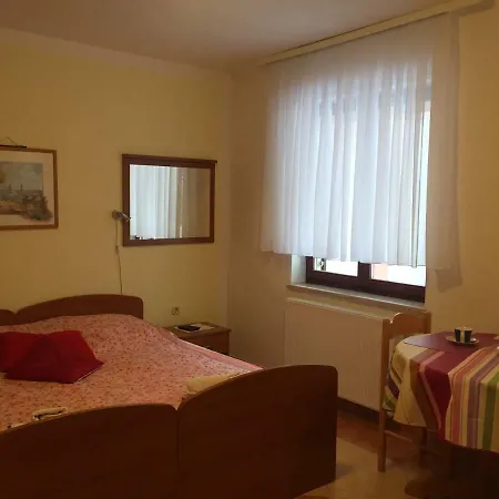 Ana Apartman